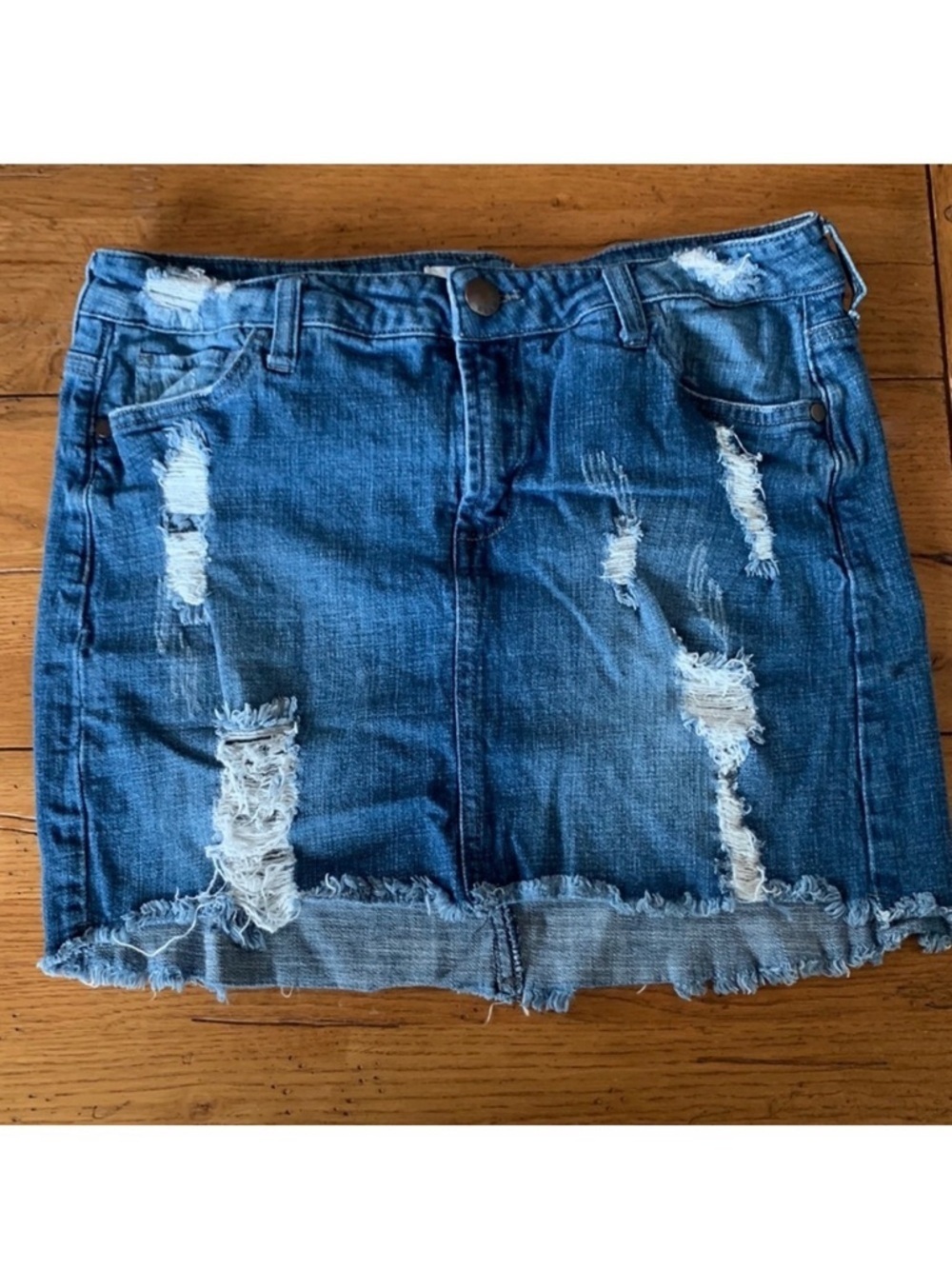 Elan Distressed Jean Skirt Women’s Blue Denim w/ Raw Hem Cotton/Spandex Size M